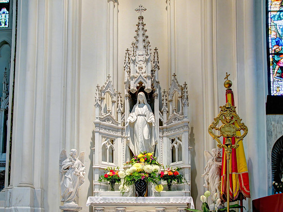 Basilica of the Immaculate Conception - Virgin Mary Altar