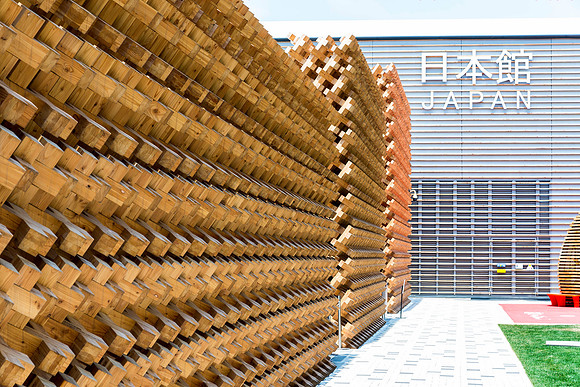 Japan pavilion architectural feature at Expo 2015