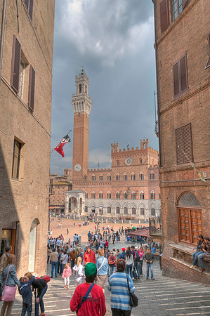 Siena - Entering in Piazza del Campo