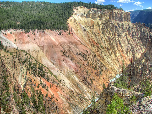 Grand Canyon of the Yellowstone - Painted Walls